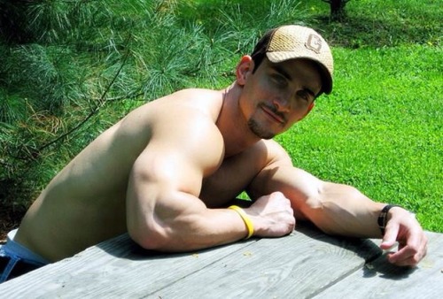 XXX ksufraternitybrother:     HOTTIE IN A CAP photo