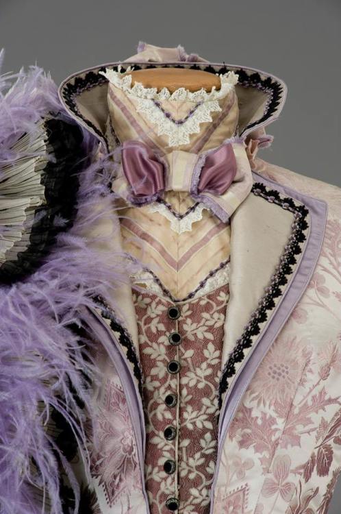 sartorialadventure:fripperiesandfobs: Costume designed by Maurizio Millenotti for Judi Dench in 