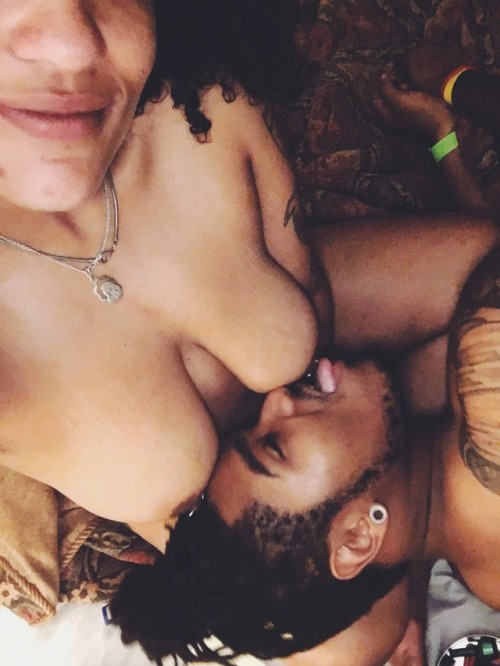 juststonie:  it’s passed bedtime.