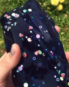 stickysheep:  sloime:  xoxo  so.. i see a lot of these ‘goo’ gifs and stuff