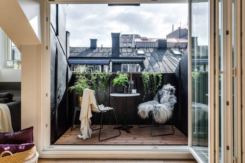 gravityhome:Attic apartment with industrial glass wallFollow Gravity Home: Blog - Instagram - Pinter