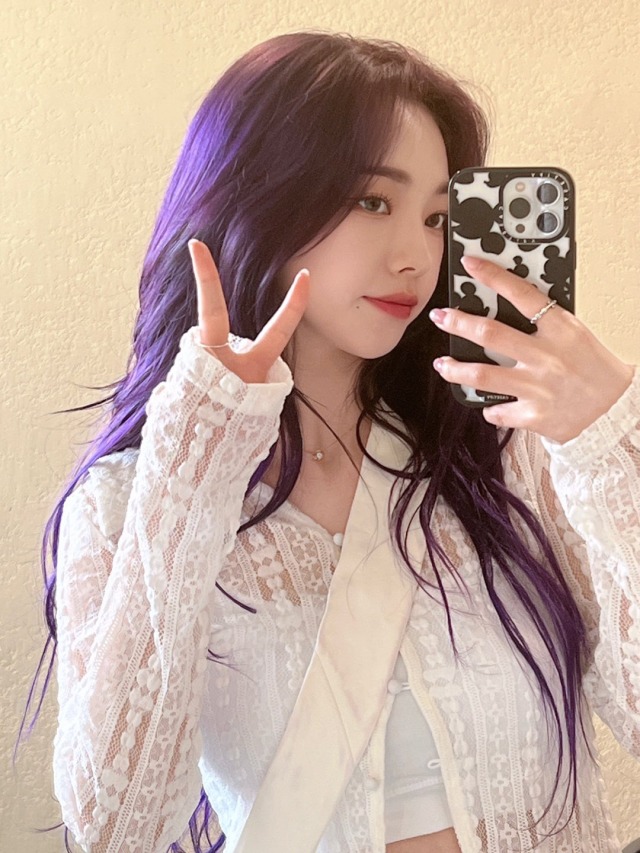 [TWITTER] 220428 aespa_official: 💜💟👾😈🦄🍇