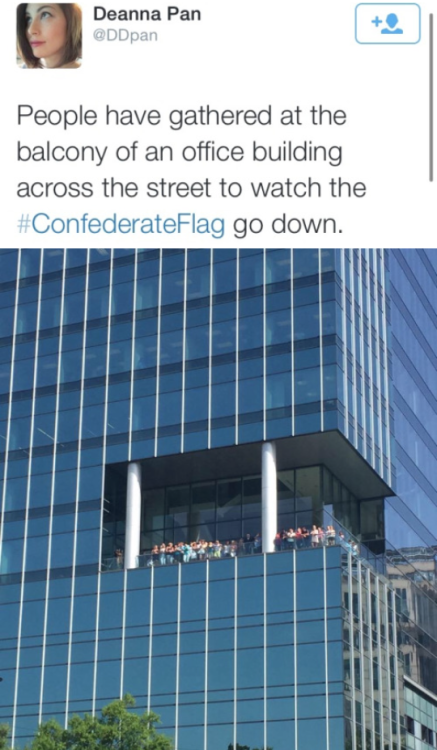 krxs10:  THOUSANDS GATHER TO WATCH CONFEDERATE FLAG BEING TAKEN DOWN IN SOUTH CAROLINAS CAPITOL GROUNDS TODAY 07-10-15Celebrate the little victories!!!#TakeDownTheFlag #BlackLivesMatter