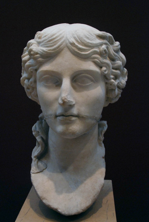 myglyptothek:Portrait of Agrippina the Elder. From Pergamum. First half of I century AD. Marble. İst