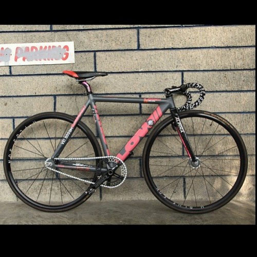 lowbicycles:@tatooofthegods very nice build!