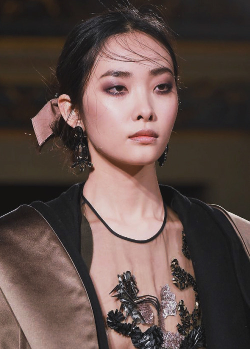 kwak ji young (@wilhelminaimage) @ les copains fw16