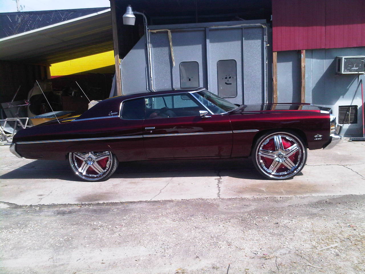 blvckluxury:  buick on 28s 