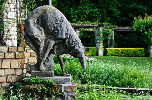 grayghostofthenorth:De hazewind by Domien Ingels.Stands at the entrance to Citadel Park.Domien Ingel