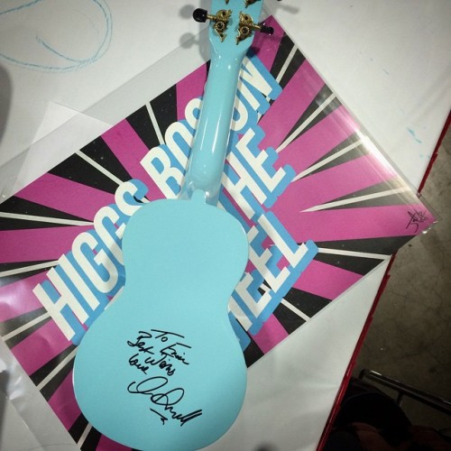 Arthur Darvill played and then signed my ukulele at #AwesomeCon! He is so nice! And talented. Isuzu 