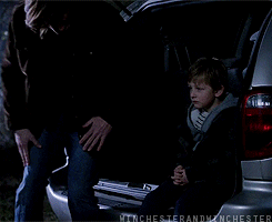 winchesterandwinchester:  How to make a mini-van look like a MINI-van by Jared Padalecki