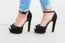 hot-on-heels:  Hot On Heels // http://www.hot-on-heels.com