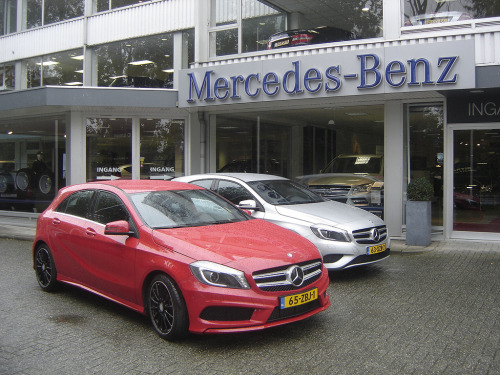 Newborns Starring: Mercedes-Benz A-Class (by harry_nl)