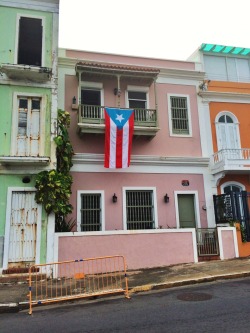 un-16-de-junio:  “Casitas de colores con la ventana abierta, Vecinas de la playa puerta con puerta…” ❤️