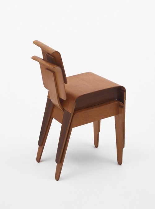 Marcel Breuer, Side Chairs, 1936-1937. Walnut and birch plywood. The Isokon Furniture Company, Londo