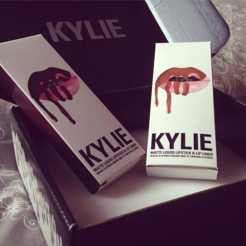 finally got these beauties in my life #kylielipkit #dolcek #kourtk