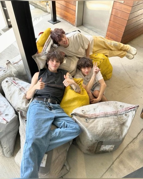 Its Currently 12 Am Where I Live Rn And It Is Officially The Triplets Birthday So Im Gonna Post This