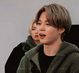 flipthatjacketjiminie:jimin ♡ run ep. 133who let him out of my pocket?