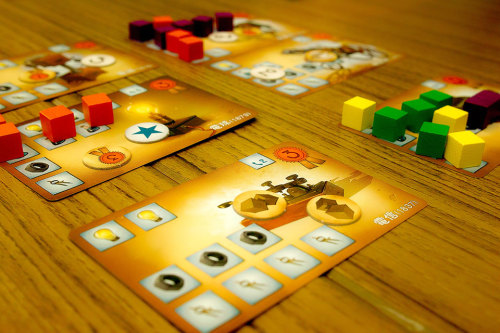 Boardgame Memo インベンターズ 評価 5 10 発明合戦がテーマのマジョリティ争い Boardgame Memo インベンターズ 評価 5 10 発明合戦がテーマのマジョリティ争い