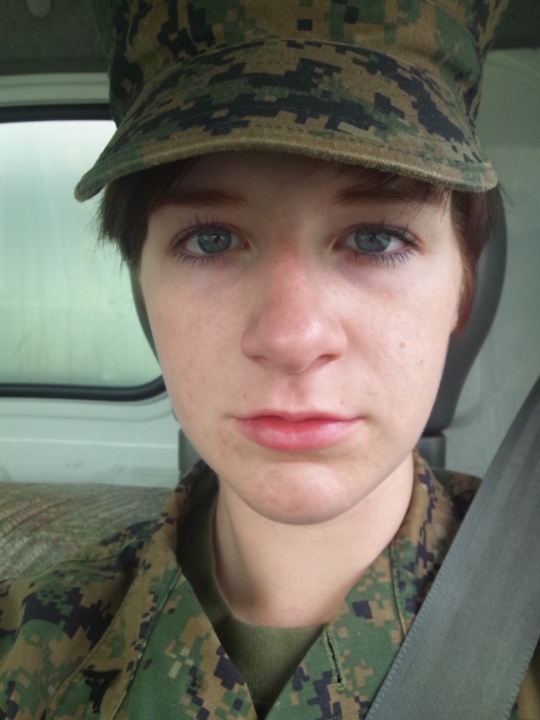 mymarinemindpart4:  Lance Coolie with a Booty….   