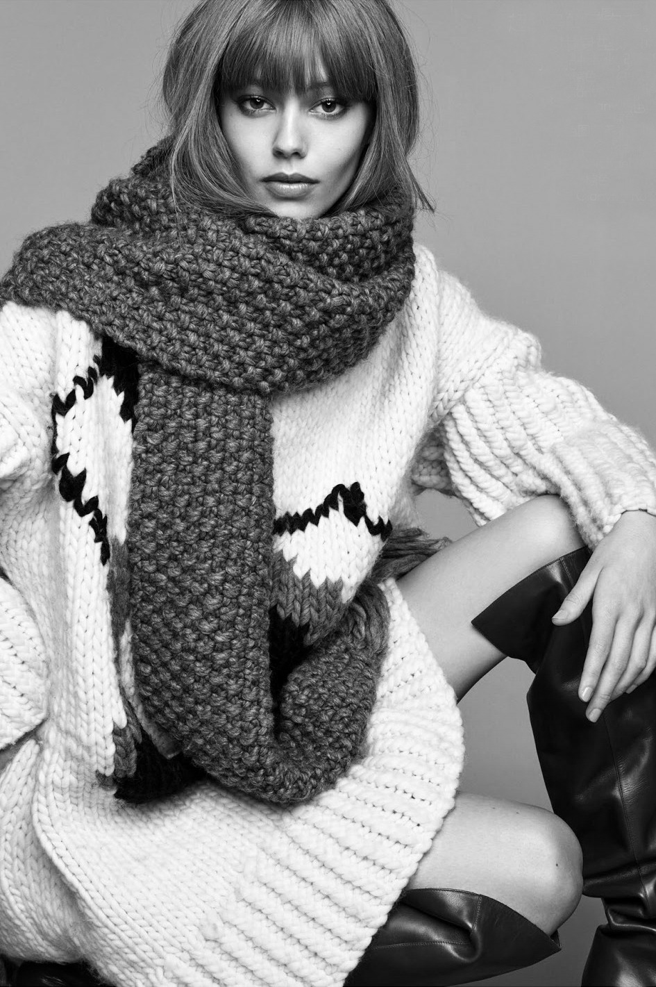amy-ambrosio:  Ondra Hardin by Nathaniel Goldberg for Vogue China, November 2014.