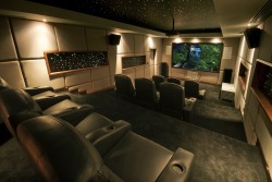 luxuryaccommodations:  Top 10 Cinema Rooms