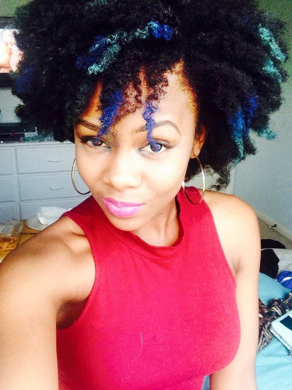keepthepeaceup:  6 selfies and different hairstyles lol 😊  I’m just gonna tag