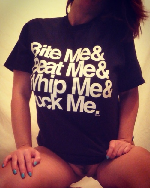 insidehertwistedmind30:  can you follow directions?  *bite me *beat me *whip me *fuck me  -her 😈💋