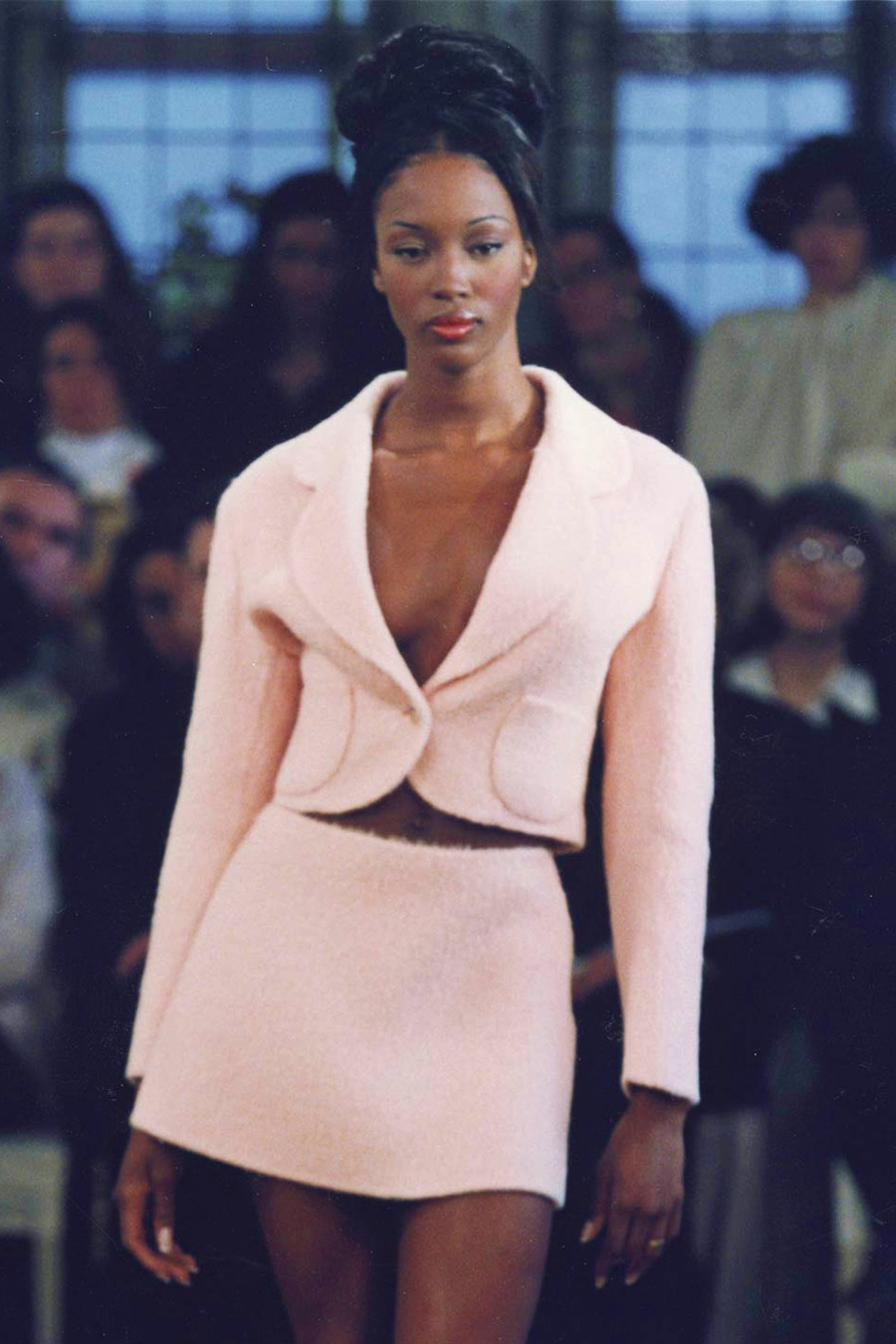 howtobeafuckinglady:  Naomi and Beverly. Prada Fall/Winter 1992