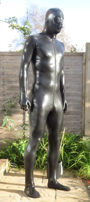RUBBER-PUPPY RUGI
