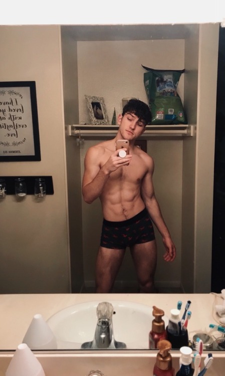 sincerely-mason: he would still wife me