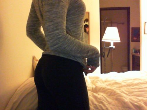 New long sleeves and yogapants ;D