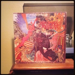 respinit:  Santana - Abraxas  #vinyl #vinylporn #vinylrecords #vinylcommunity #vinylcollection #vinylcollectionpost #records #recordporn #recordcollection #nowplaying #santana #instavinyl #albumcovers