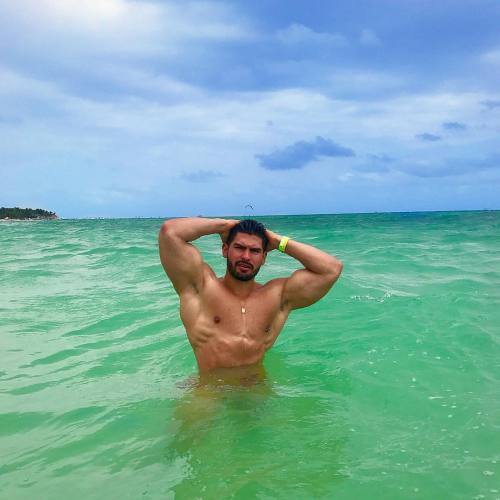 sexymusclebeast7: Alberto “Beto” Heragui