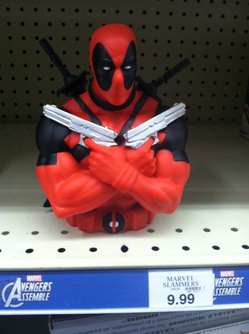 thatonerandomchick100: Deadpooly item