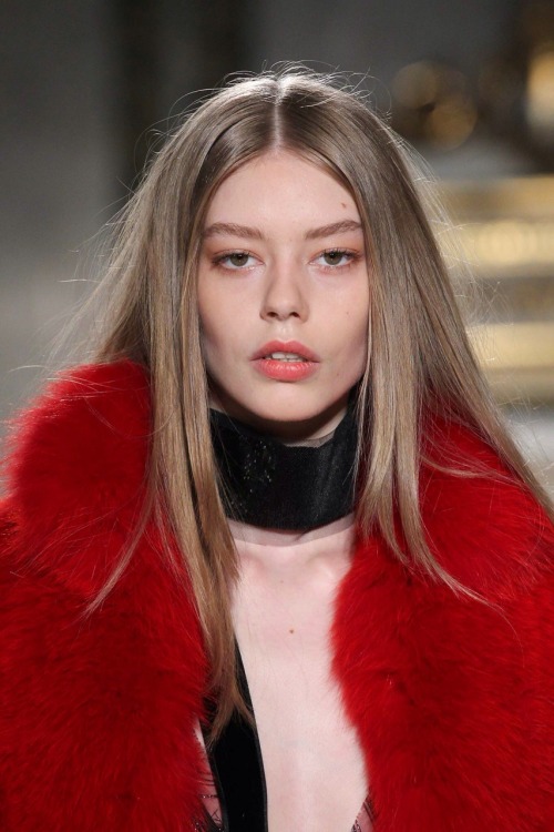 empress-empire - Ondria Hardin || Emilio Pucci F/W15 RTW