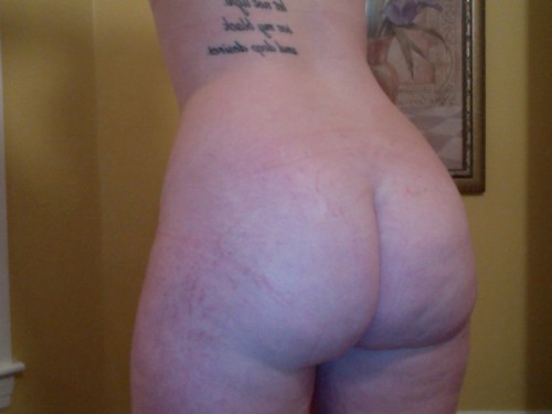 shakespeareancacti:  Naked mermaids are the best mermaids.