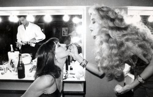 hfgl: Anjelica Huston and Jerry Hall