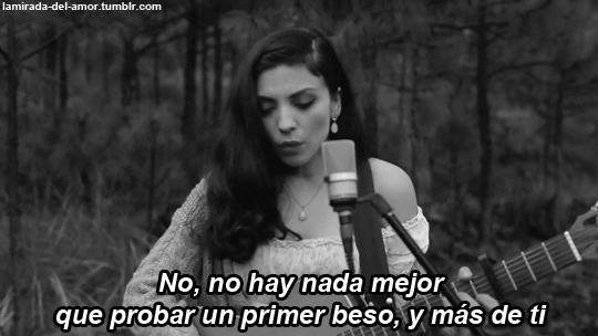 lamirada-del-amor:    Mon Laferte - Amor Completo   