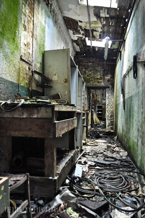 feeding-my-eyes: Abandoned cotton spinning millNear Rouen - Francevisited the 20th of May 2015