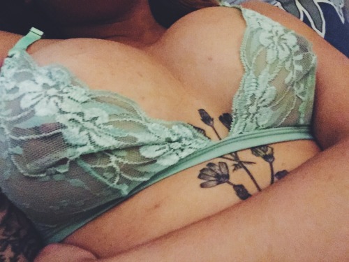 superior-pvssy: I love my comfy bras tbh.