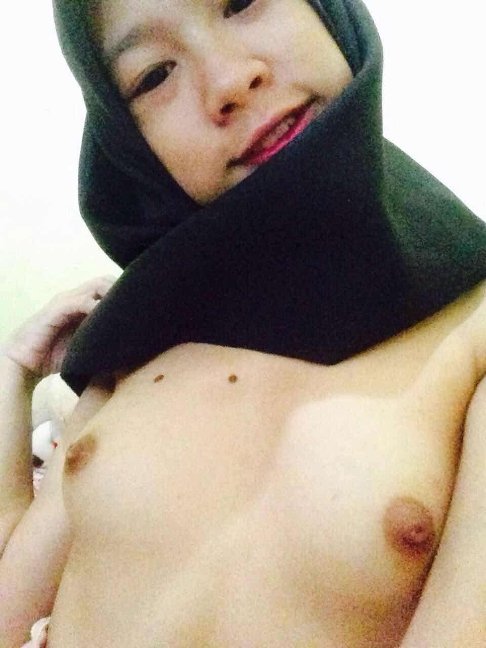 darksidenaughtyboyz: awek kedah..