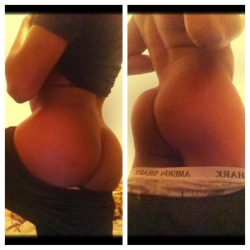 obeytherose:  2 are better than 1!  ObeyTheRose.tumblr.com #Ass #Bussy #Cakes