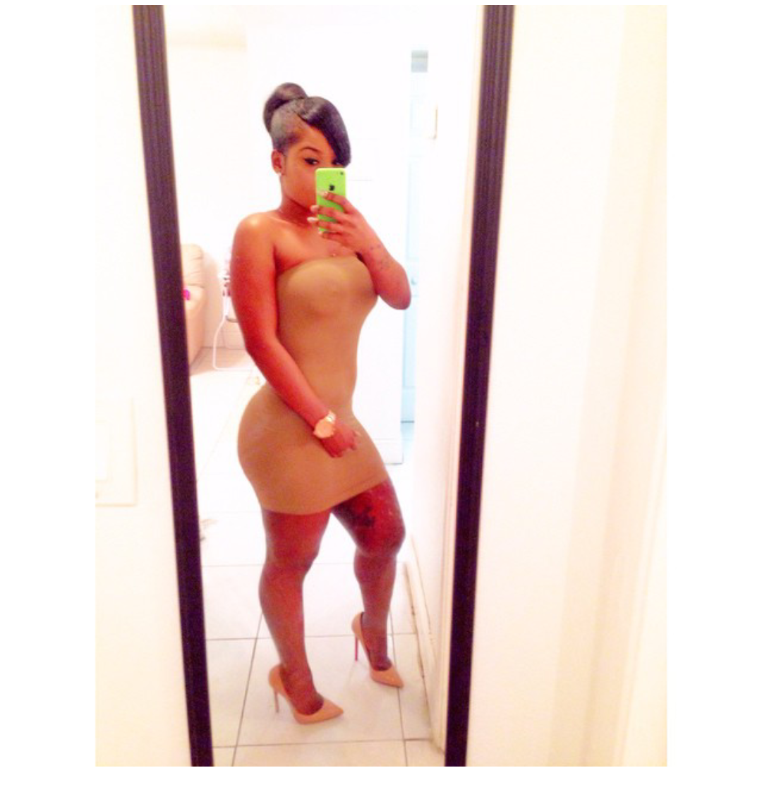 dalandofmilkandhoney:Denisha Star  BAM!