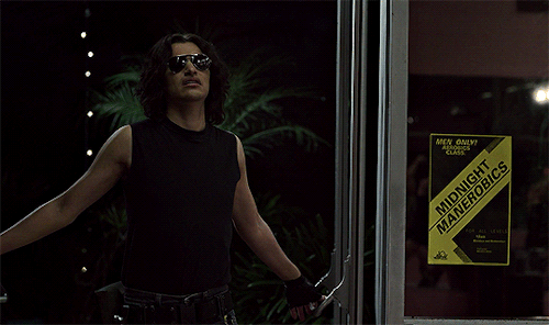 bills-skarsgards:Zach Villa in American Horror Story: 1984 | 9x04 “True Killers”  I really need a Ni