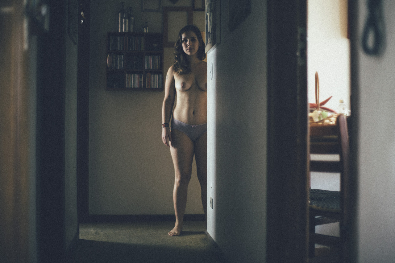 x-real:  Marina.