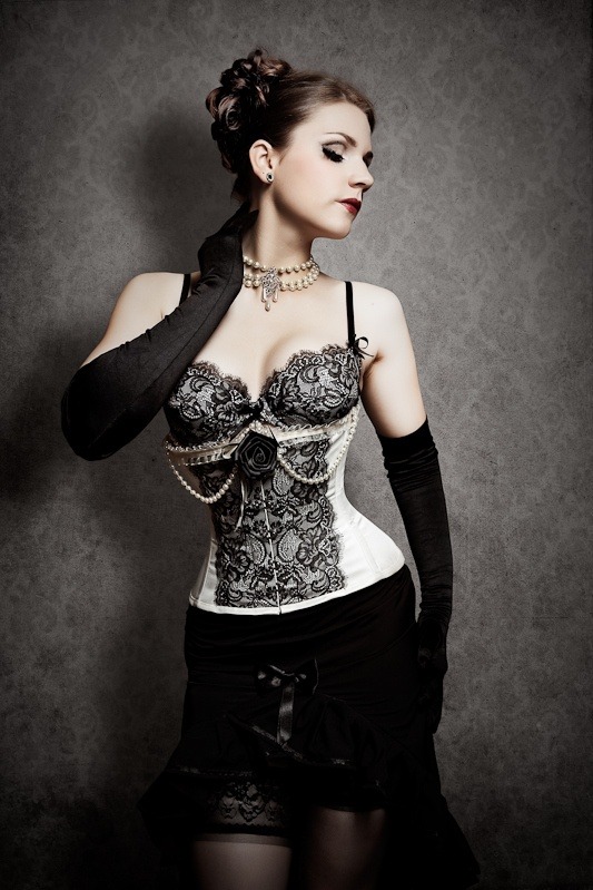 9vil-passions:  Evil Passion Fetish Goth Twitter 