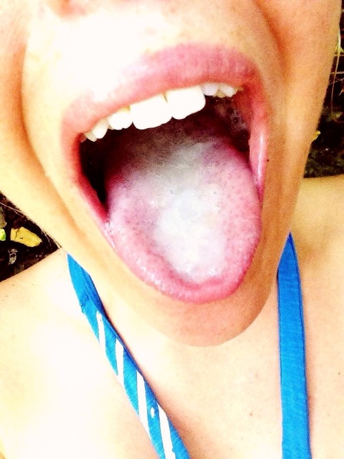 hazeymadison:  http://hazeymadison.tumblr.com/ And I take every bit of his load in my mouth! Mmmm don’t waste a drop. Love it when he fills my mouth up! 