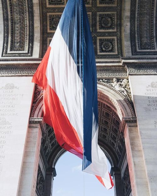 bonjourfrenchwords:On est en finale ! Tellement fiers d'être Français ! Allez les Bleus