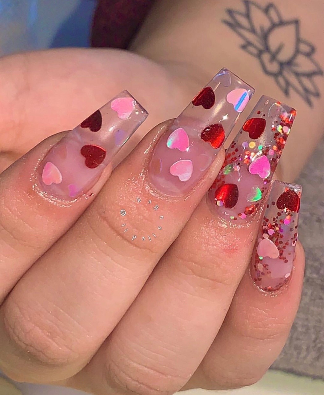pink glitter nails | Tumblr