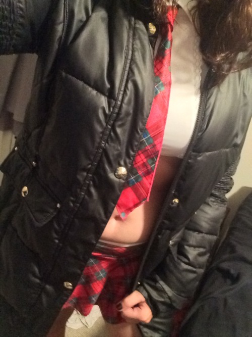 centexcuck:  sexysecrets6969:  Where’s my teacher?? 😜😜💖💖  Oh darling, let us teach you a thing or two!